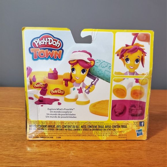 Play-Doh Town Painter Playset - Picture 3 of 3